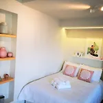 Petra\'S City Center Apartment