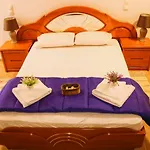 Sofita Suites