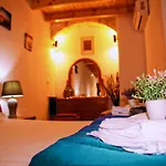 Sofita Suites