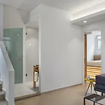Elvina City House