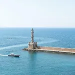 Alexandra\'S Lighthouse View