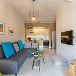 Nautilus Charm City Center Apt With Veranda