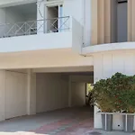 Nautilus Charm City Center Apt With Veranda