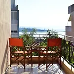 Sunny Sea-View Apartment In Halepa