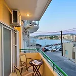 SEASIDE Old Venetian Harbour 1st Floor
