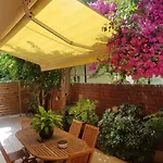 Meni\'S Home