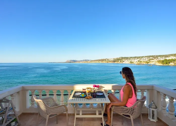 Thalassa Mou Seafront Suite