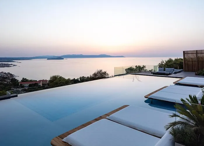 Regal Residence