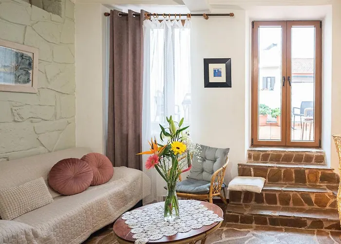Kalliopis Home