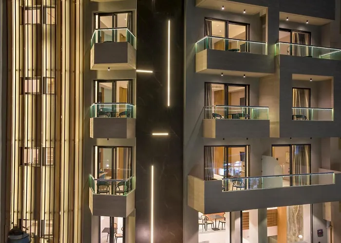 M City Hotel