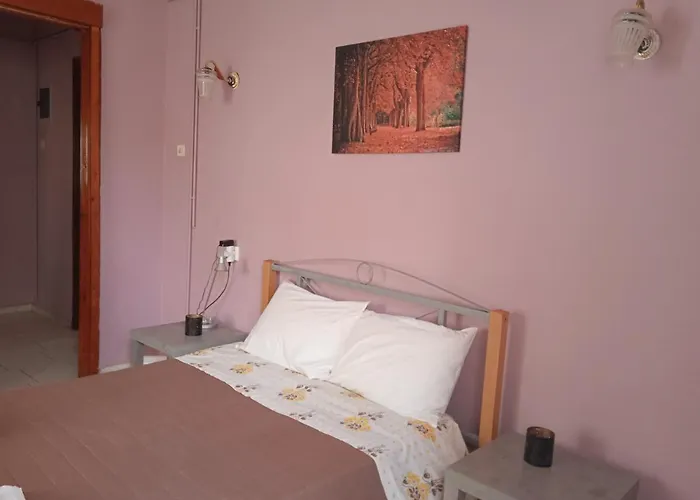 Sitzanaki Home