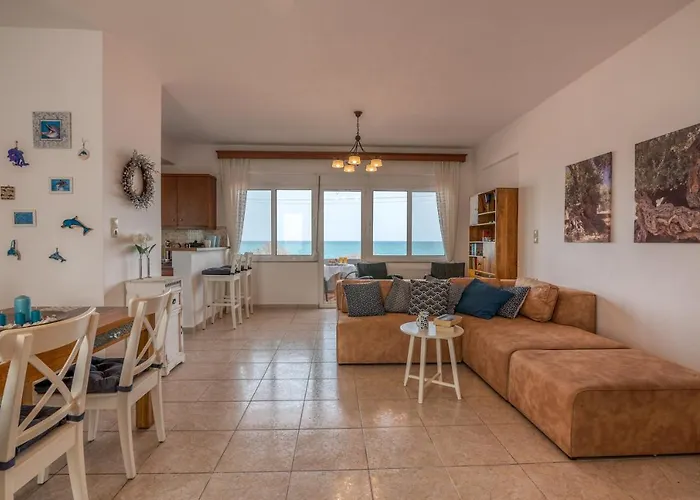 Agiazi Beachfront Apartment