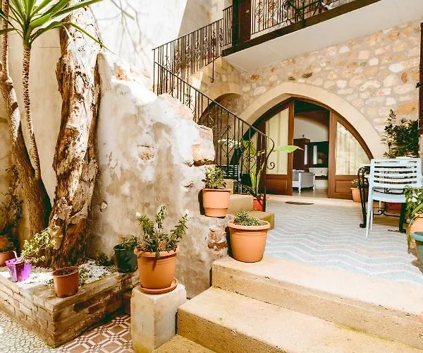 Bozzali Deluxe Hotel