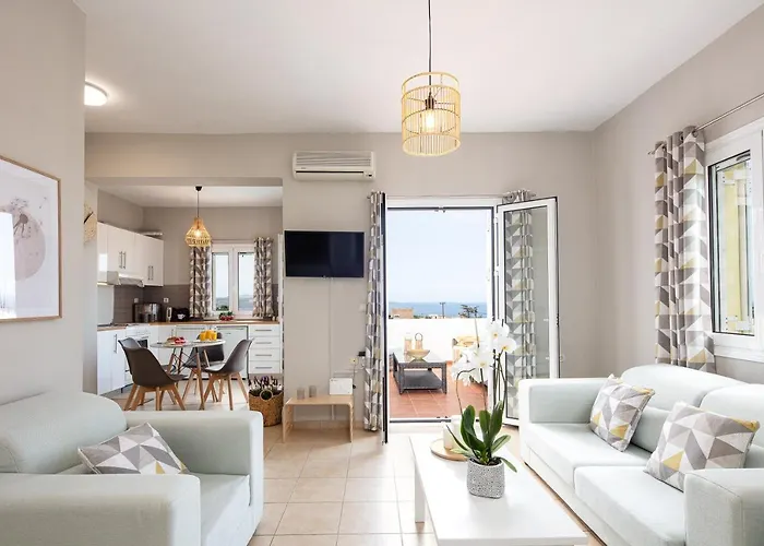 Plaka Modern Apartment