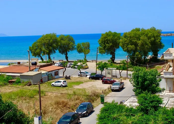 Pearl Seaside Luxury Apartments 2