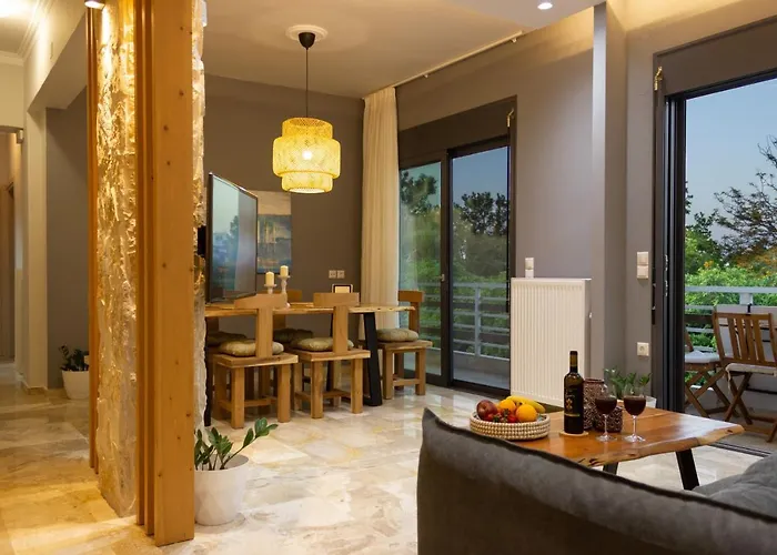 Koukounari Apartment In Chania City Center