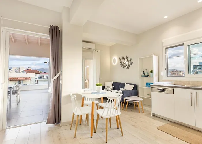Marika\'S Penthouse Chania