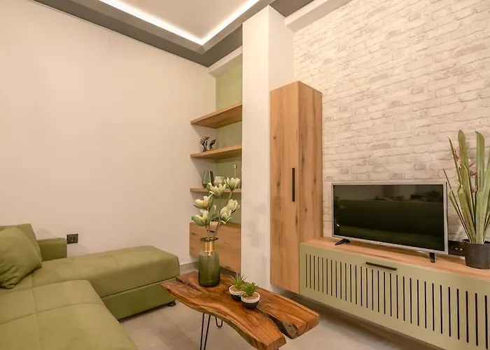 Yro Apartment