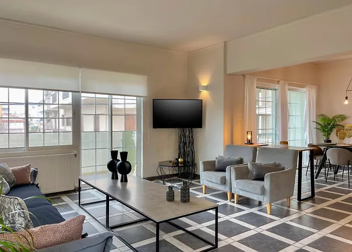 Nima\'S Beach Apartment