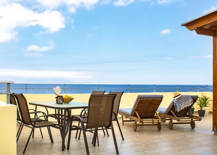 Calme Luxury Residence