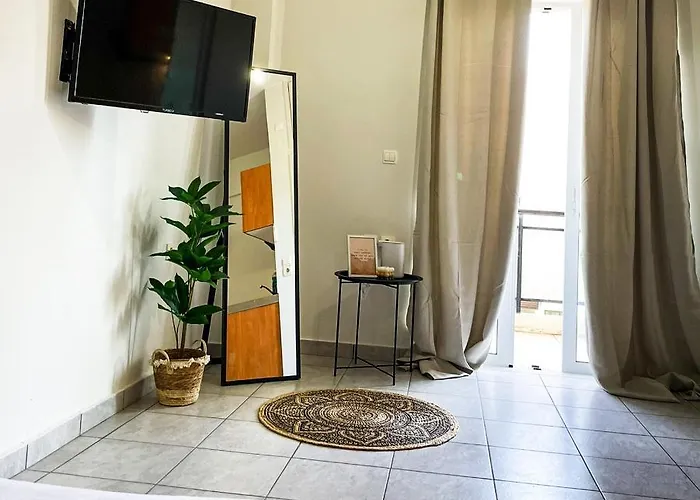 Derm\'S Apartments