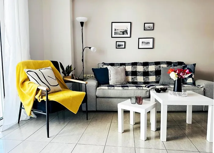 Cozy Snuggle- 2Min To Beach, 6Min Walk To Old Town