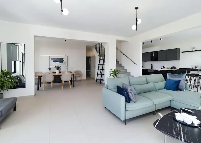 Lamzi\'S Residence