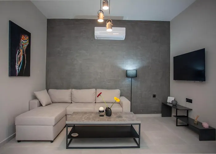 Makel Apartment