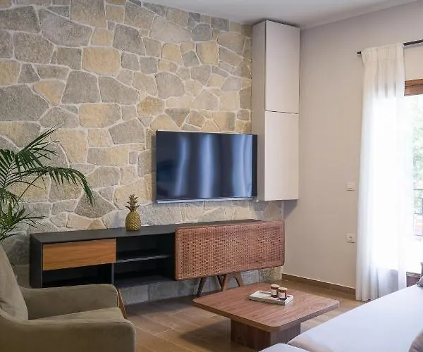 In Heart Of Old Town Saint Rocco\'S Chic Apt