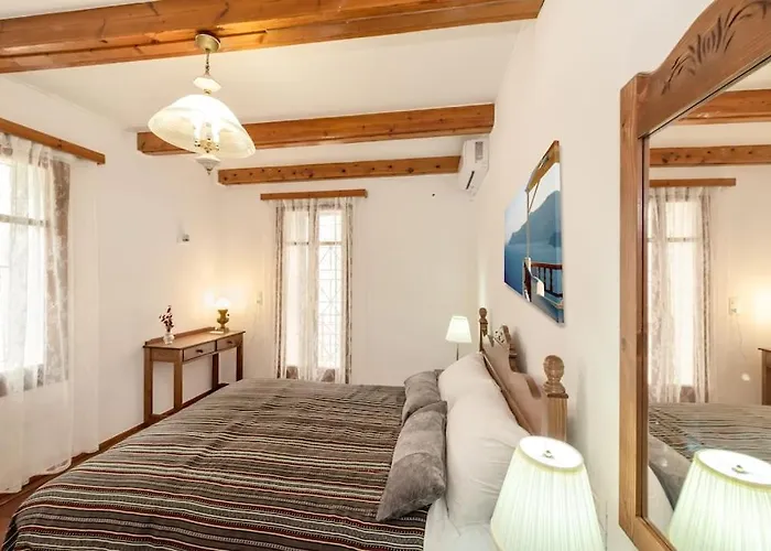 Yiayia\'S Place In Chania