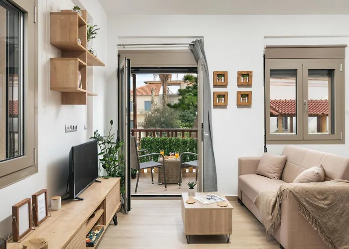 Modernpastel Studio-Near Old Port