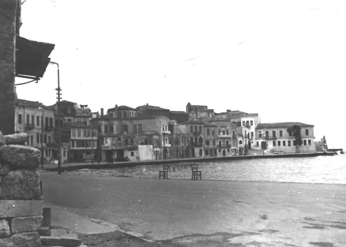Mythos Old Harbour