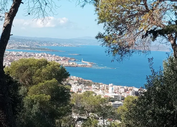 Sunny Family Apartment In Chania Close To The Sea