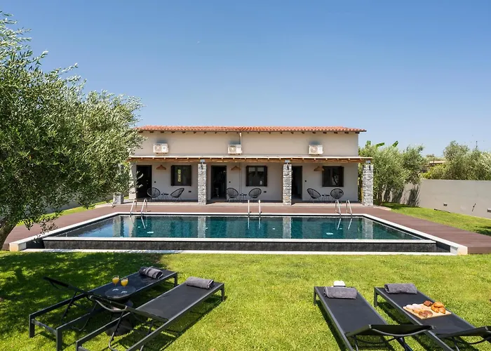Eightyfour Living With Private Pool