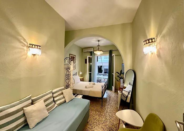 Omiros Apartment