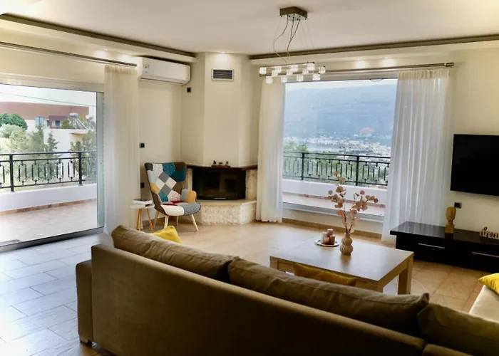 Bay View Apartment