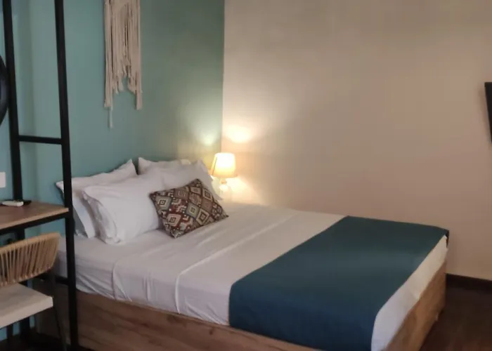 Fivos Residence