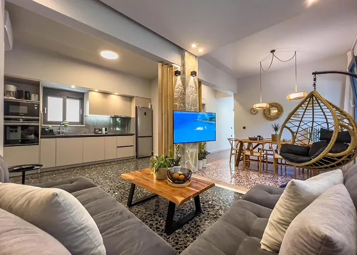 Aperon Suite - Downtown Chania