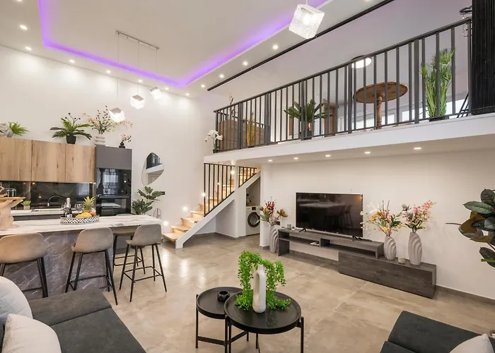 Suite Dreams I