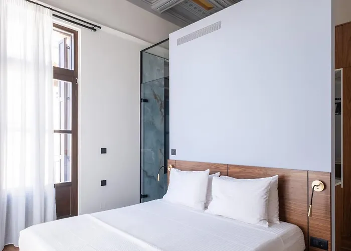 Bouquet Luxury Rooms
