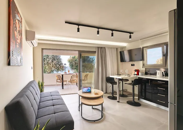 Callista Seafront Studio