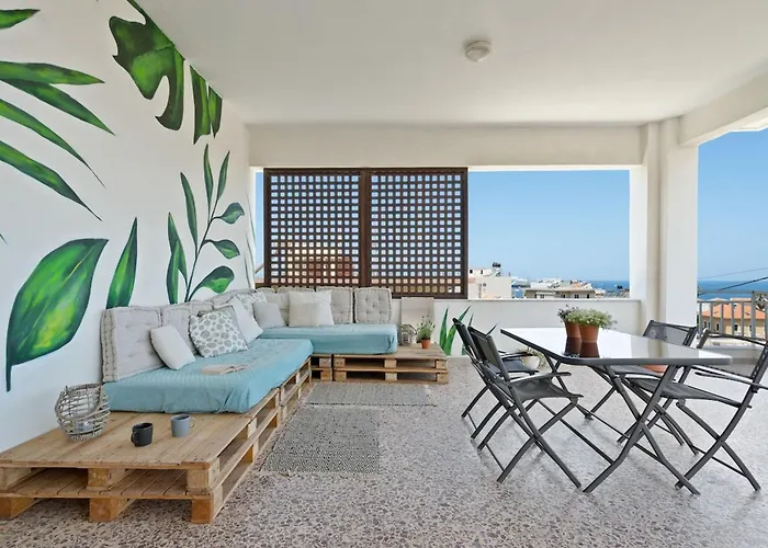 Sea City And Mountain View Apartment