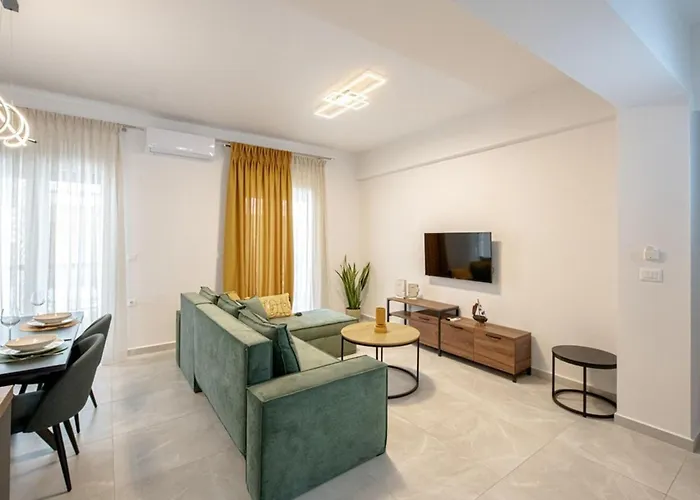 Luxury Chic Retreat Suites