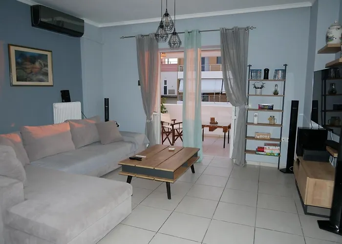 Gio\'S Central Cosy Apartment With Private Balcony