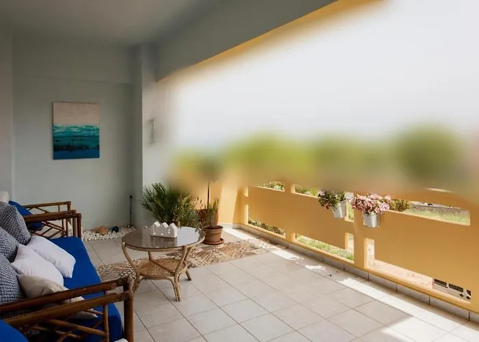 Thalassa Seaside Apartment