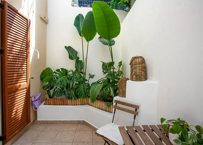 Blue Jasmine Apartments