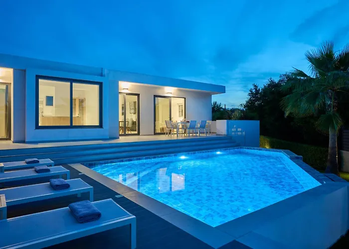 Kyamon Estate Luxury Villa