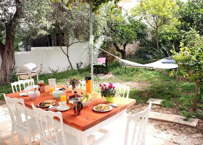 Spacious Townhouse Close To Chania Center