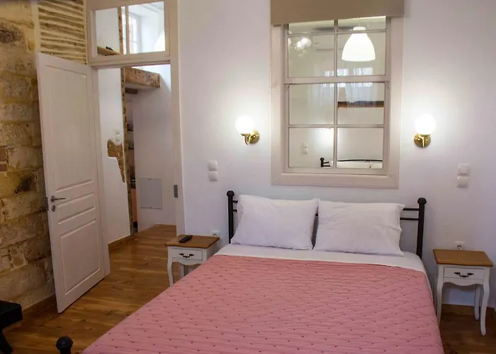 Green Door Apartment
