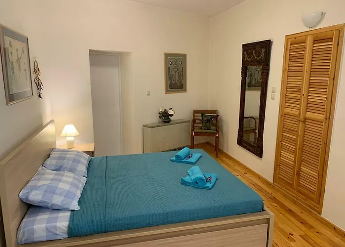 Tastefully Decorated One-Bedroom Apartment - Chania